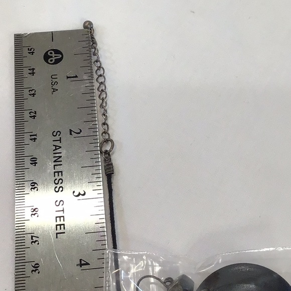 3 pc set!  Purple Necklace, earrings & triple bracelets like new - Picture 10 of 10